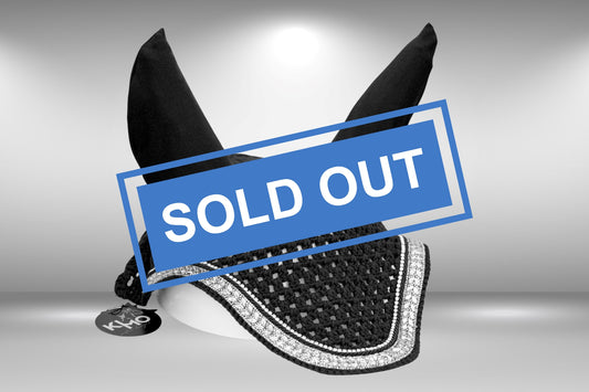 Korvahuppu - Musta [L]